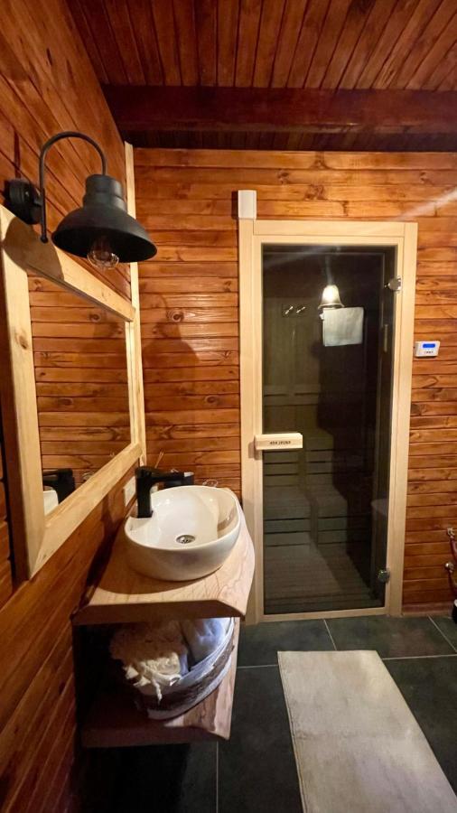Panurlawoodenhouse Oezel Havuz& Sauna Mavi Экстерьер фото