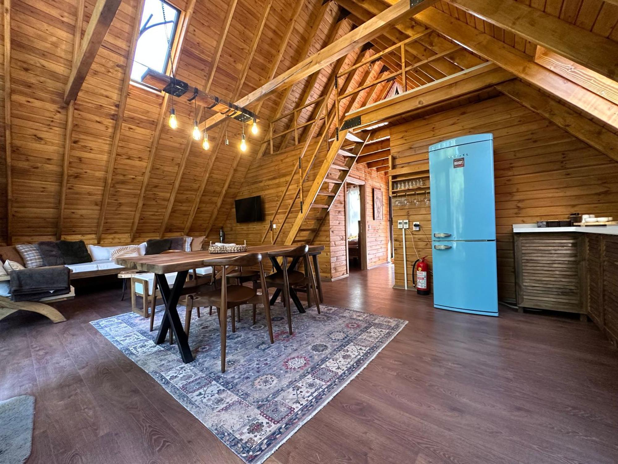 Panurlawoodenhouse Oezel Havuz& Sauna Mavi Экстерьер фото